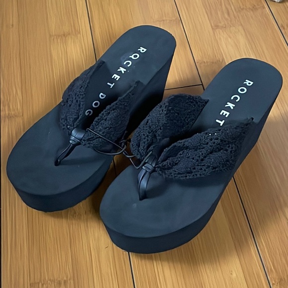 Rocket Dog Shoes Rocket Dog Crochet Platform Flip Flop Size 8